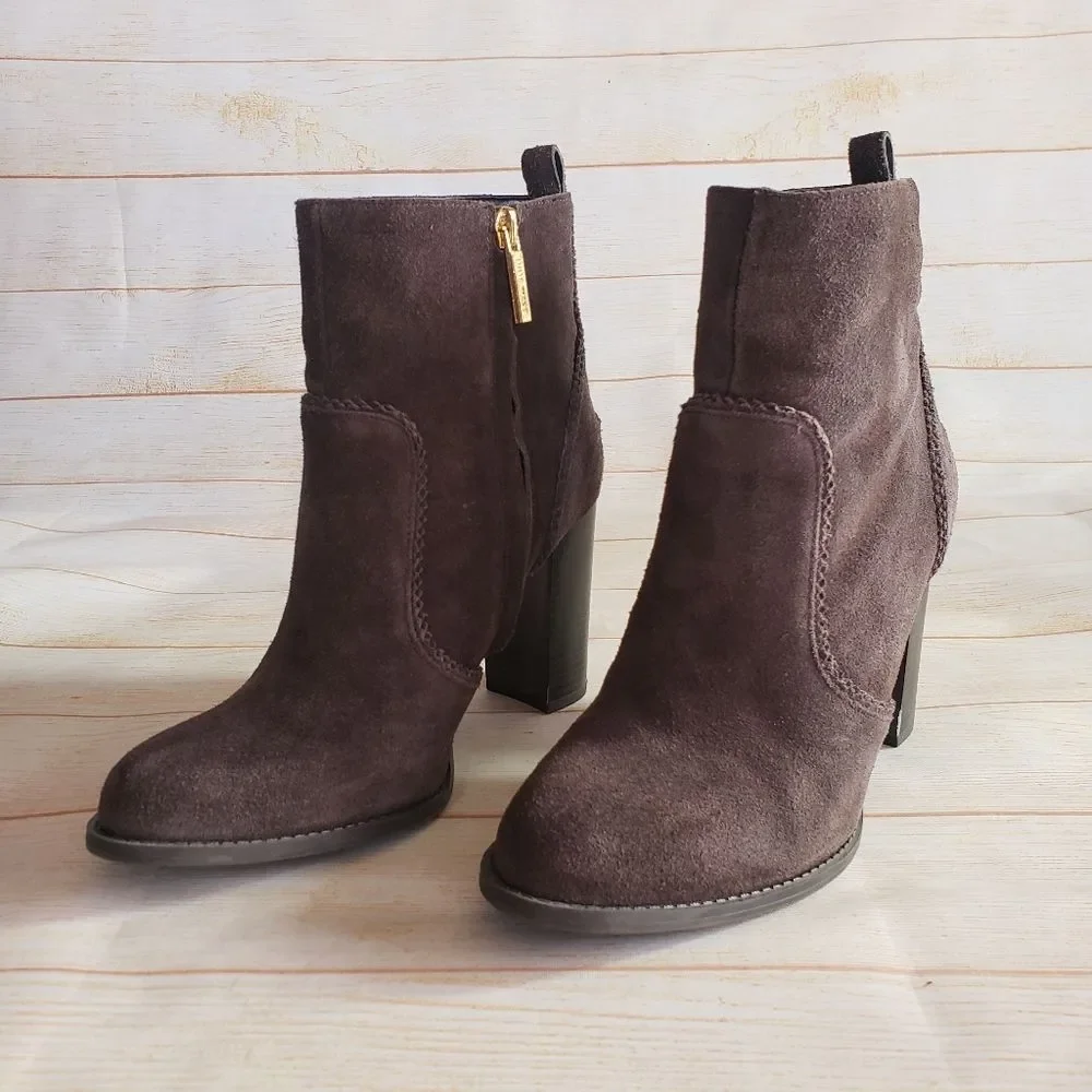 Nine West Suede Block Heel Almond Toe Ankle Boots Booties Dark Brown Size 8M